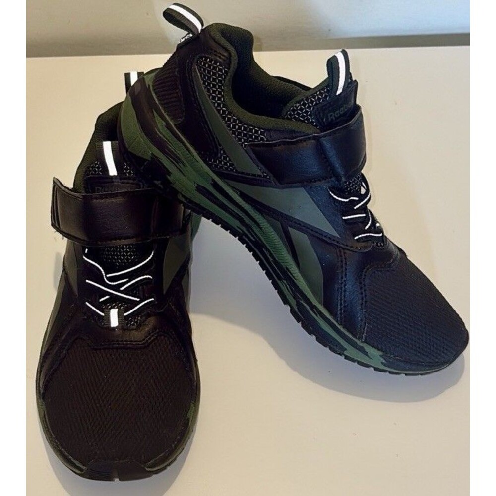Youth Kids Reebok XT ATL Durable Sneakers Trainers Army Green/black Easy On Sz 3